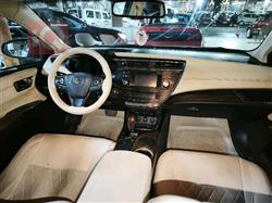 تويوتا أفالون